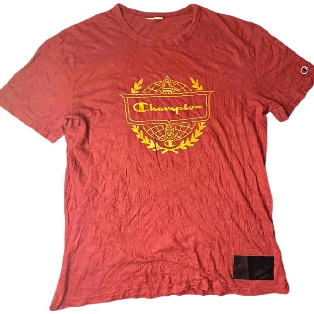 Champion Red Graphic Tee Torch Globe Crest Short Sleeve Mens Medium - Picture 1 of 4